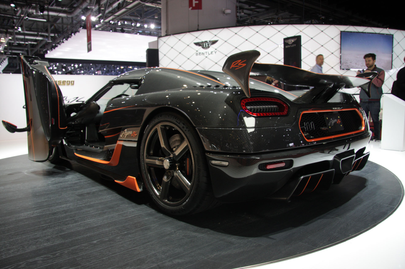 Illustration for article titled Koenigsegg Will Sell You A Car Without A Transmission For $1.9 Million